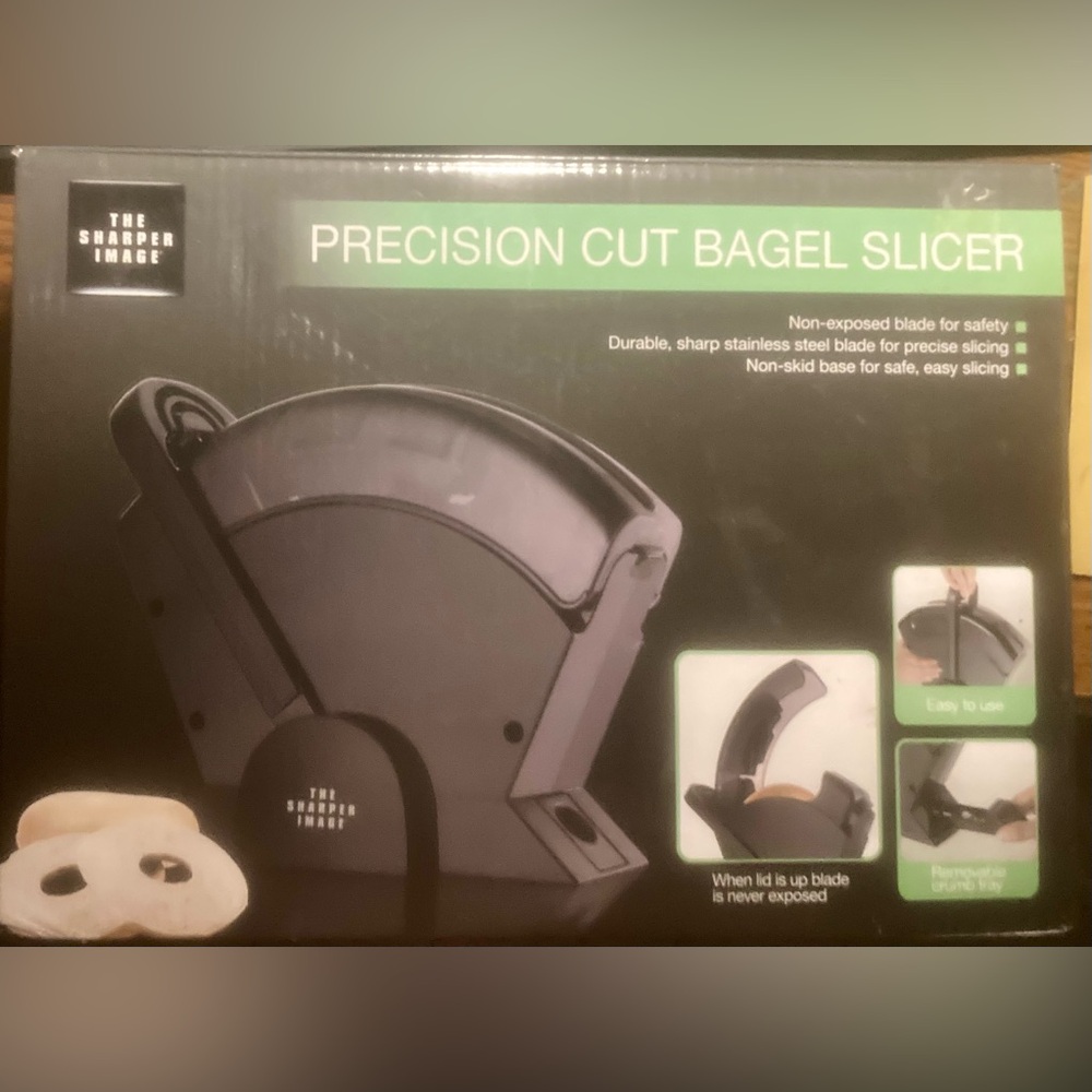 The Sharper Image Precision Cut Bagel Slicer New in Box